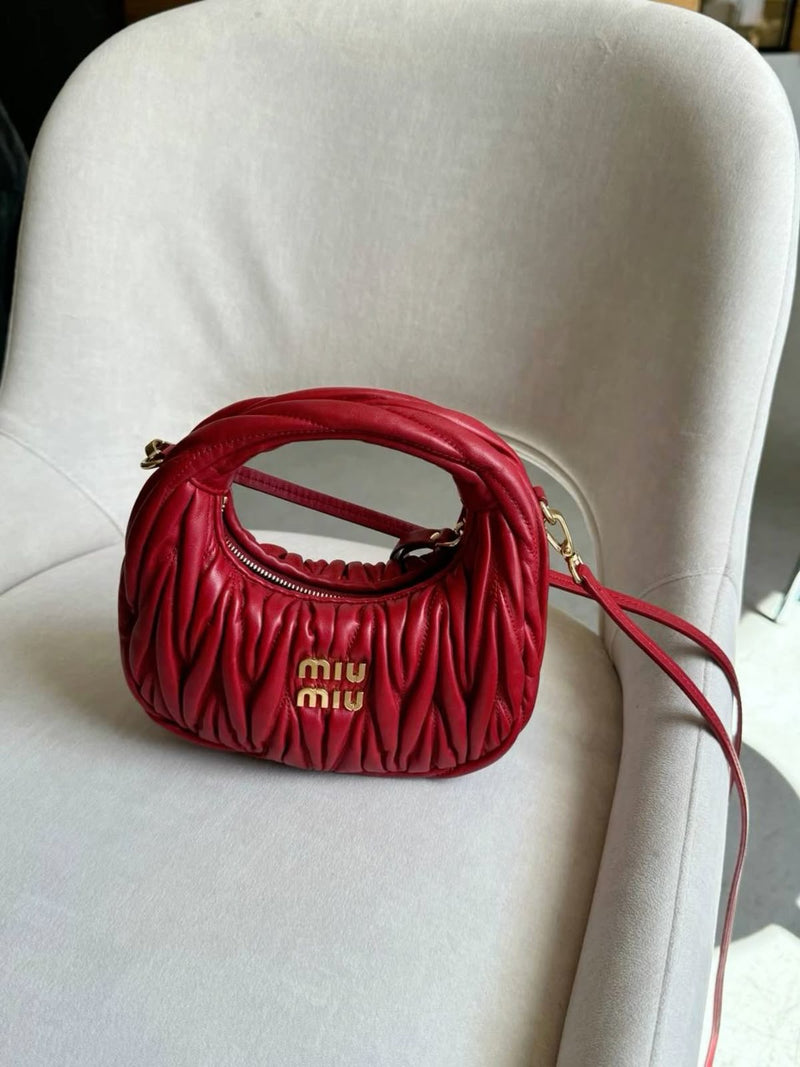 Borsa M