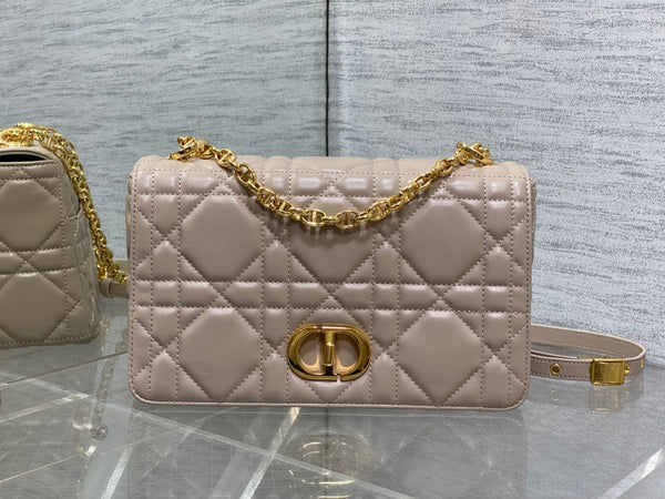 Borsa D