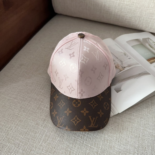Cappello LV