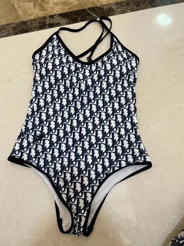 Costume dir