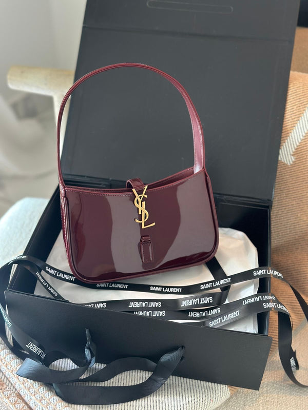 Borsa YS