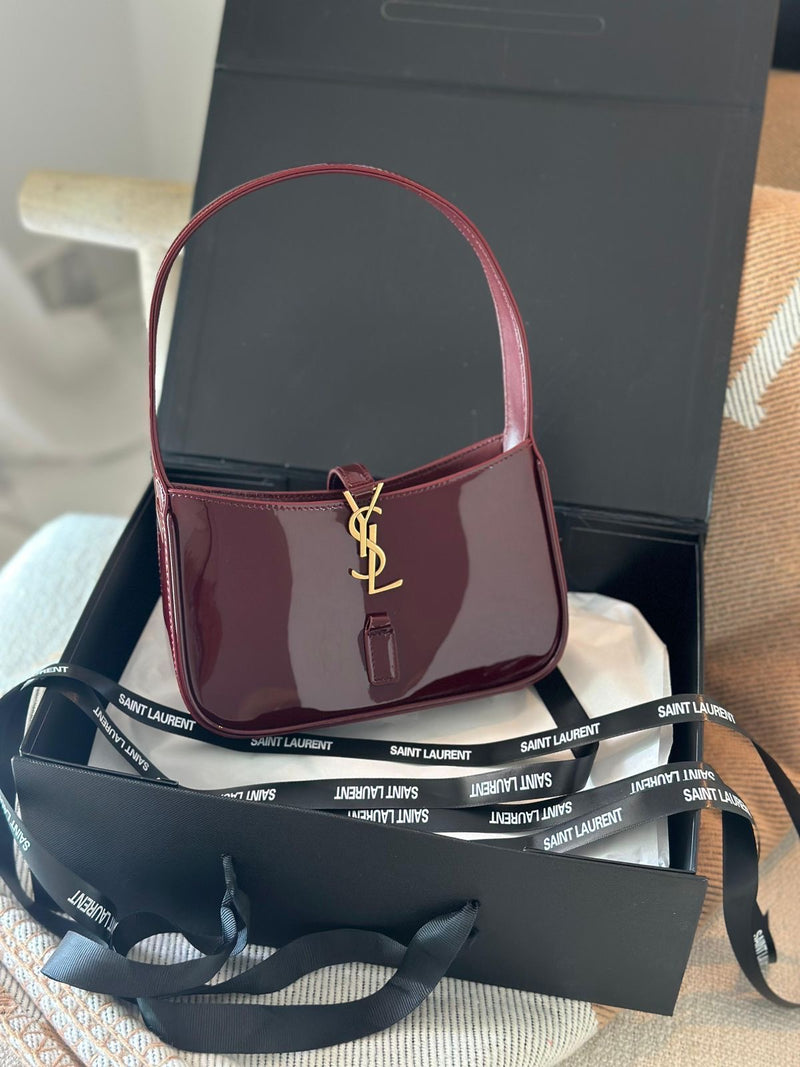 Borsa YS