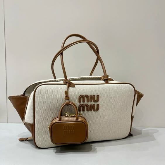 Borsa M
