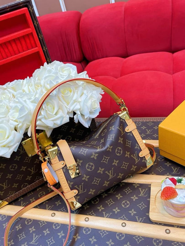 Borsa LV