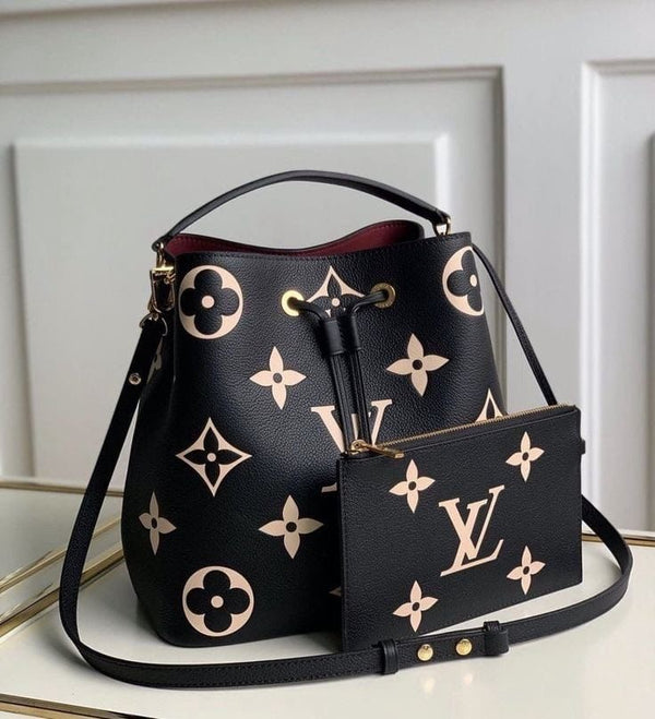 Borsa LV