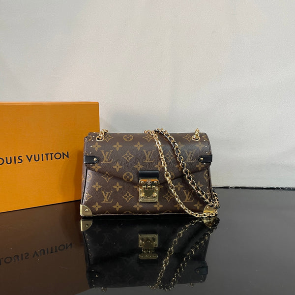 Borsa LV