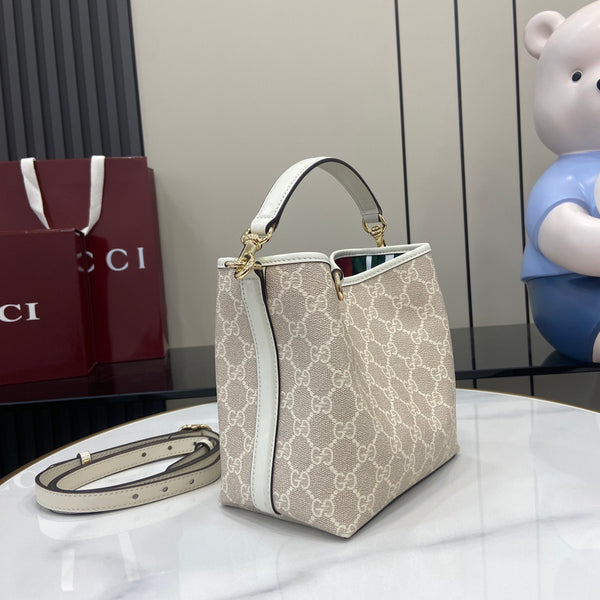 Borsa G