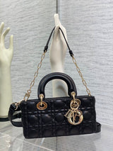 Borsa D