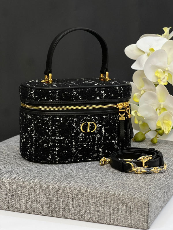 Borsa D